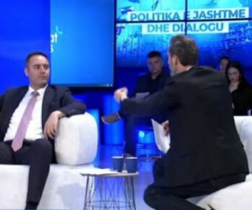 “Mezi kishe prit me çu në Prokurori”, “S’po të nihet zëri për korrupsionin në QKUK”, përplasen Konjufca e Ismaili