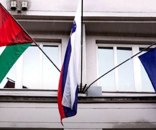 Presidentja sllovene ngre flamurin palestinez në Pallatin Presidencial në shenjë solidariteti