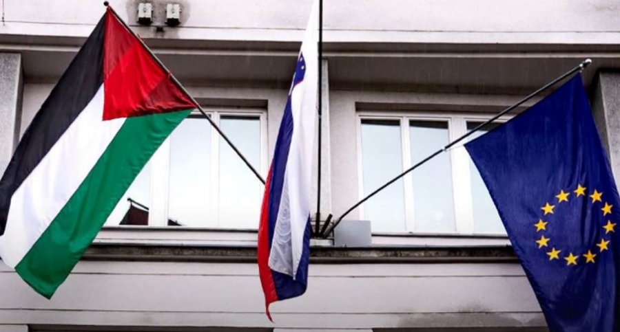 Presidentja sllovene ngre flamurin palestinez në Pallatin Presidencial në shenjë solidariteti