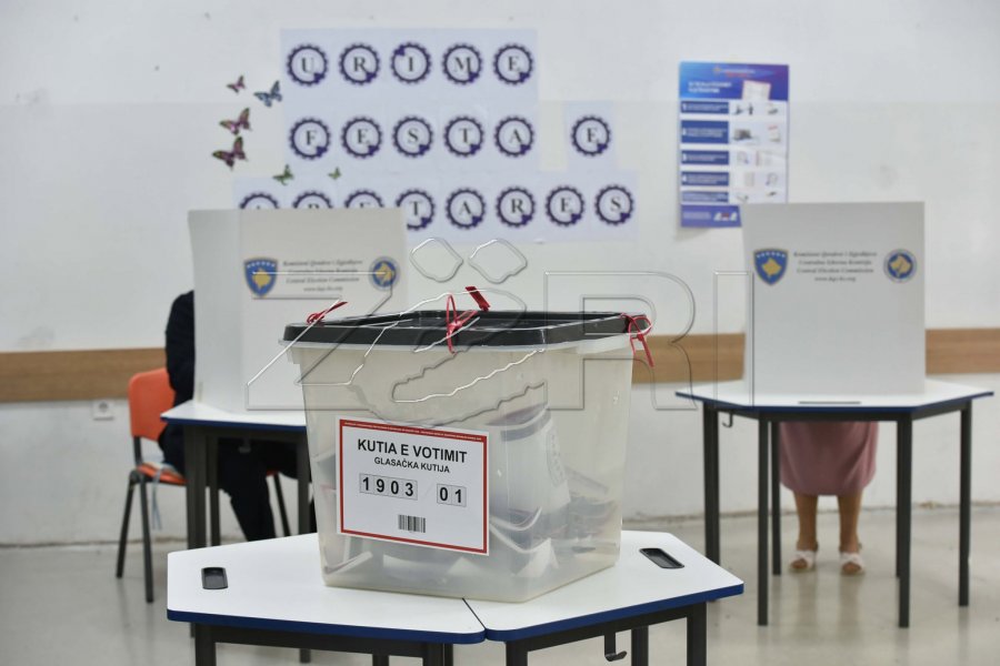 kryeziu-per-ata-qe-kane-vendosur-te-mos-votojne-votoni-nenad-rashiqin-abstenimi-po-i-sherben-beogradit