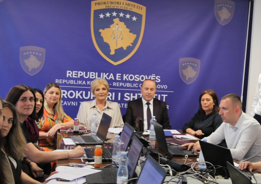 qalaj-viziton-dhomen-operative-per-monitorimin-e-procesit-zgjedhor
