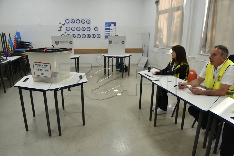 Nis votimi në Kosovë, Radoniqi u bën thirrje qytetarëve të shfrytëzojnë të drejtën e tyre