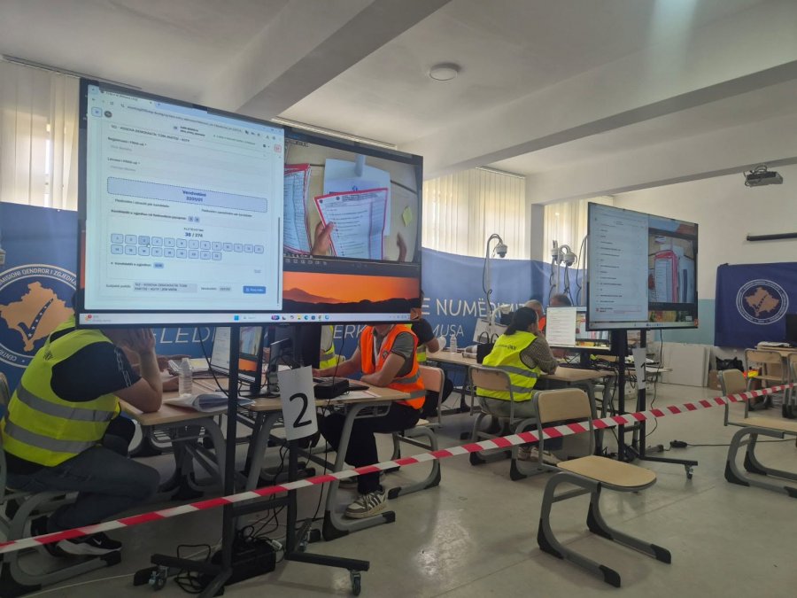 Verifikimi i rezultateve dhe numërimi i votave për kandidatë nis në 15 komuna  pasdite edhe në 23 të tjera