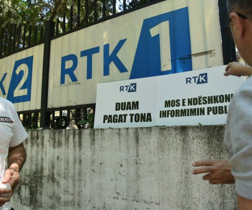 Punonjësit e RTK-së në protestë, kërkojnë ekzekutimin e plotë të pagave