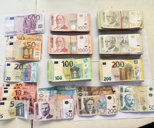 Dogana e Kosovës zbulon mbi 30 mijë euro të padeklaruara në pikën kufitare Bërnjak