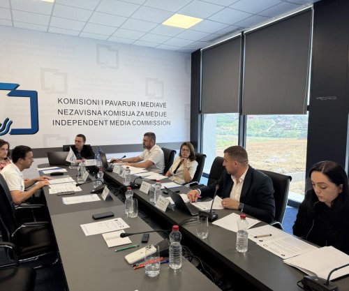 AGK-ja shprehet e alarmuar nga paralajmërimi i KPM-së për mbylljen e “Debat Plusit”