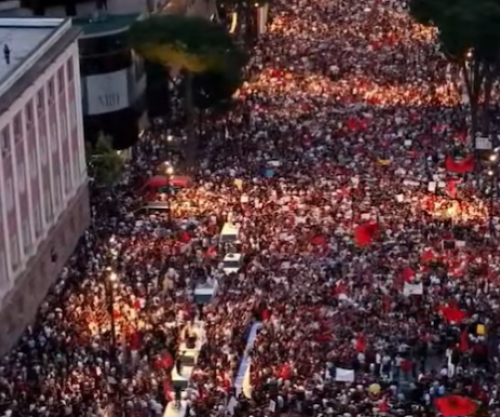 Protesta kundër investimit në Zvërnec në ditën e 97-të