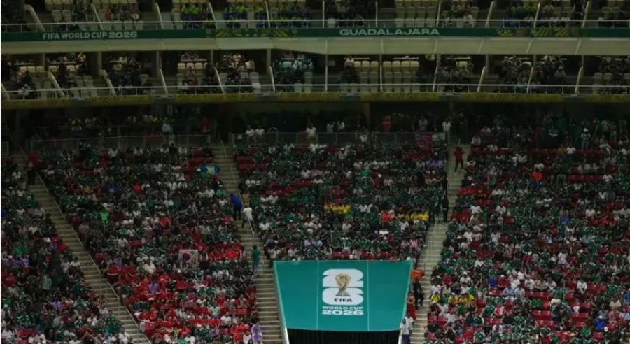 FIFA reagon pas polemikave për tribunat bosh  Ja pse stadiumi dukej gjysmë i zbrazët