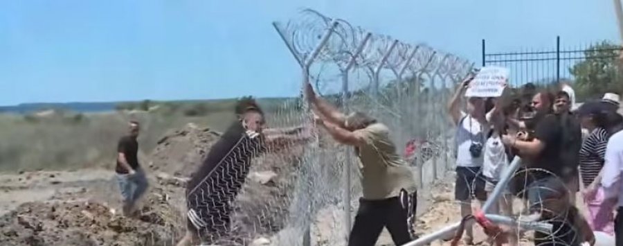 Protesta në Rrjoll, ekspertët: Investimi sjell zhvillim dhe punësim