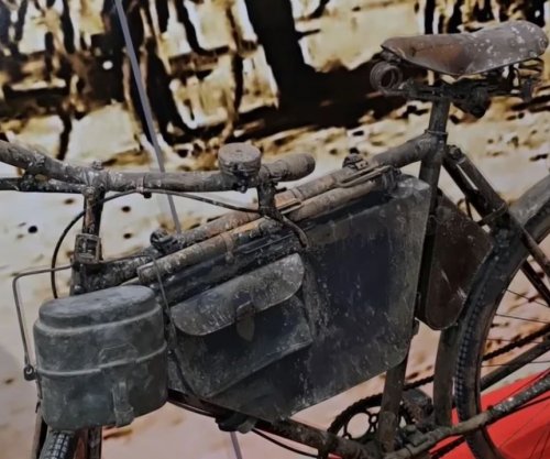 Koleksion i rrallë në Durrës, armë dhe objekte të tjera historike nga një emigrant i pasionuar në SHBA