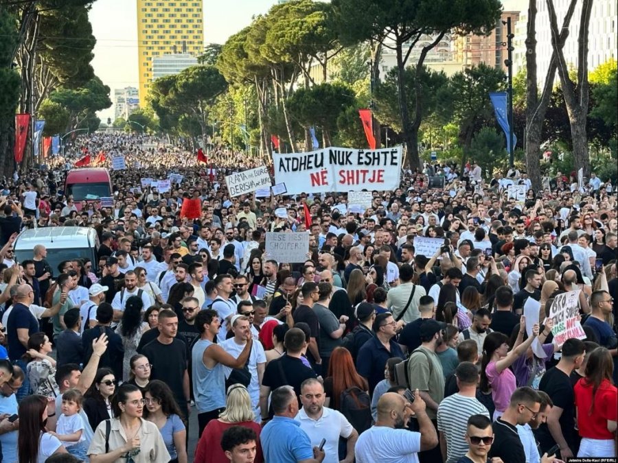 Edi Rama: Protestat po dëmtojnë turizmin, ka një frymë fashiste që duhet ndalur