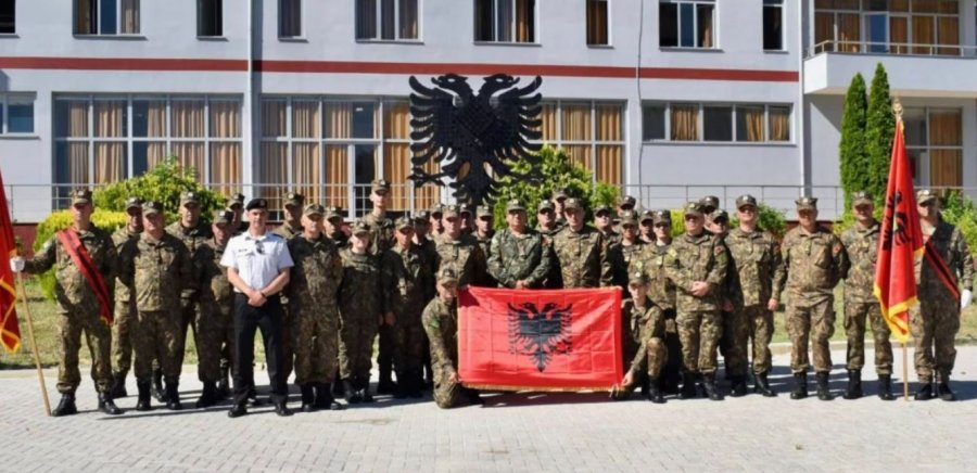 Niset kontingjenti “KFOR 8” drejt Kosovës, Forca Tokësore angazhohet në mision paqeruajtës