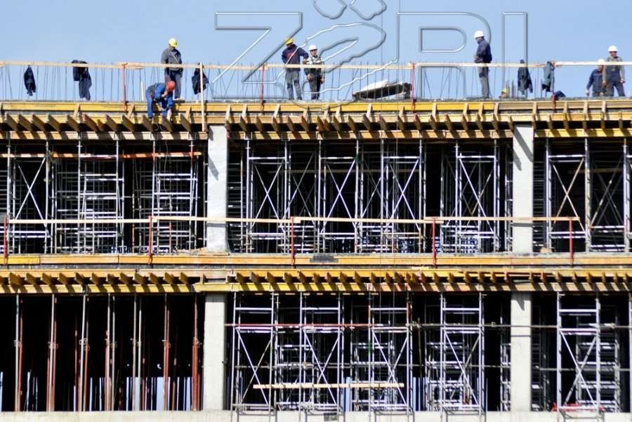 ZKA ja zbulon shkelje në një projekt ndërtimi prej 3 7 milionë eurosh në Mitrovicën e Veriut