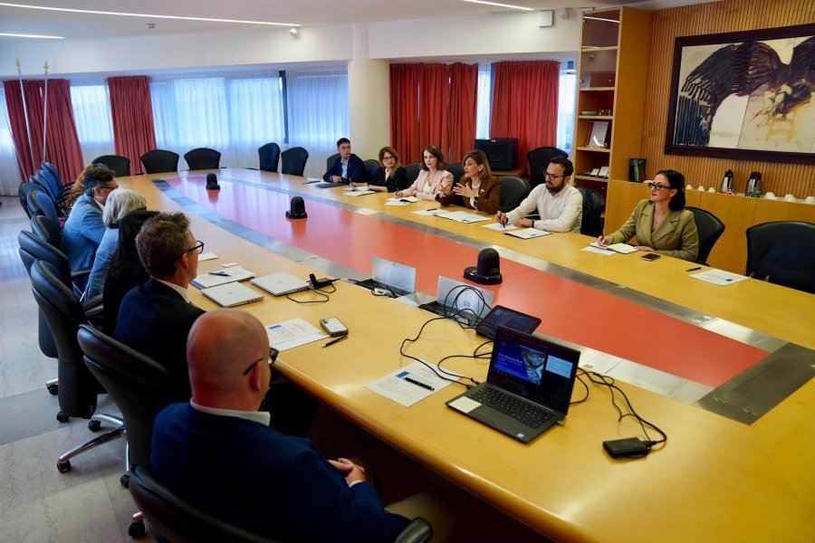 Kusari Lila në Trieste  Bashkëpunim Kosovë Itali për zhvillimin e inovacionit dhe parqeve teknologjike