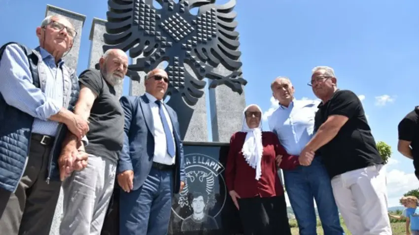 Podujeva bëhet me shtatoren e Ali Ajetit në 27-vjetorin e çlirimit