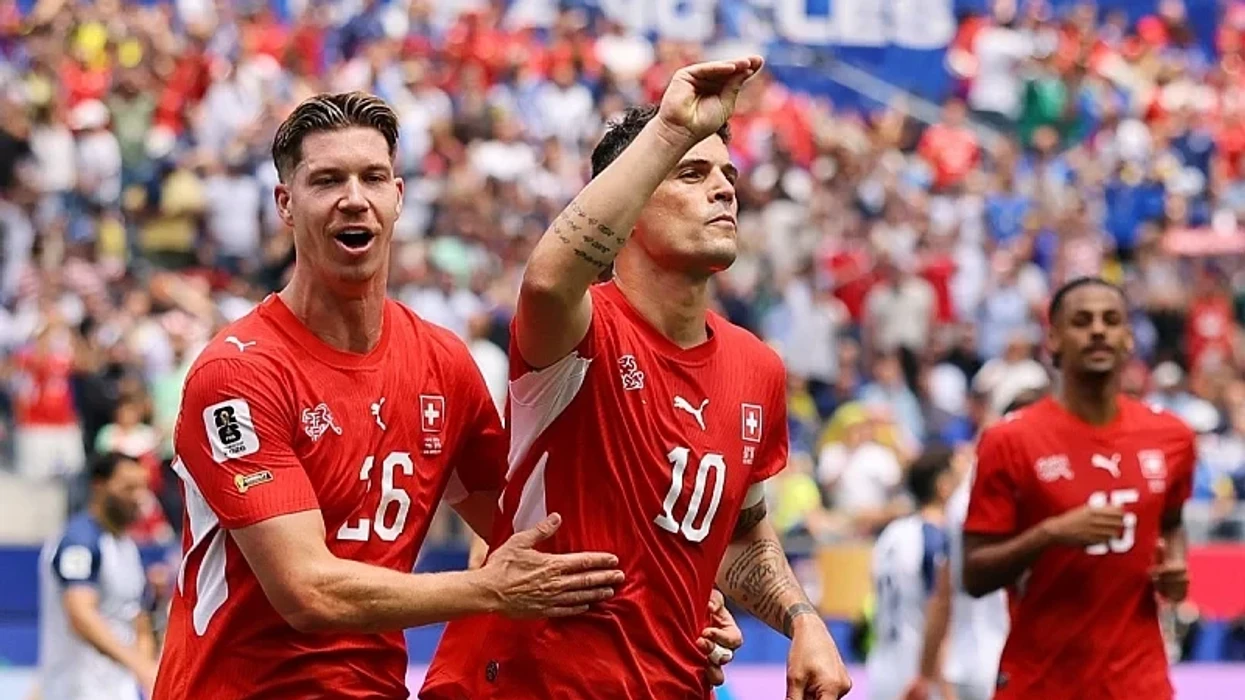Zbulohet se kujt ia dërgoi Xhaka një mesazh domethënës  pas golit kundër Bosnjë e Hercegovinës