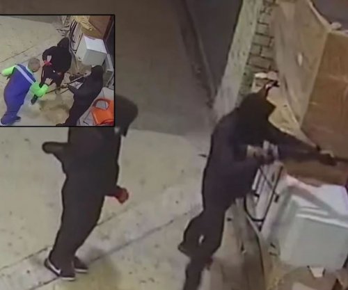 Me armë në dorë, momentet kur i riu tentoi të vidhte pikën e karburantit në Krujë [Video]