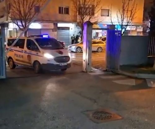 Vrasje në Rrogozhinë, 25-vjeçari godet me thikë fqinjin