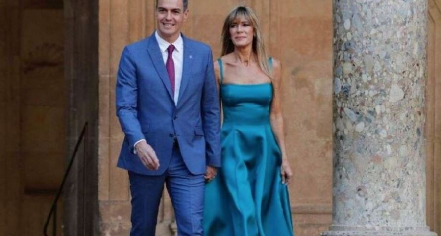 Goditje për kryeministrin spanjoll Pedro Sanchez  bashkëshortja e tij dërgohet në gjyq për korrupsion