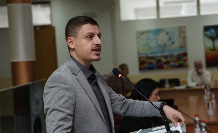  Skandal i madh   asamblisti i LDK së akuzon Komunën e Gjilanit për  pazare me tokën publike 