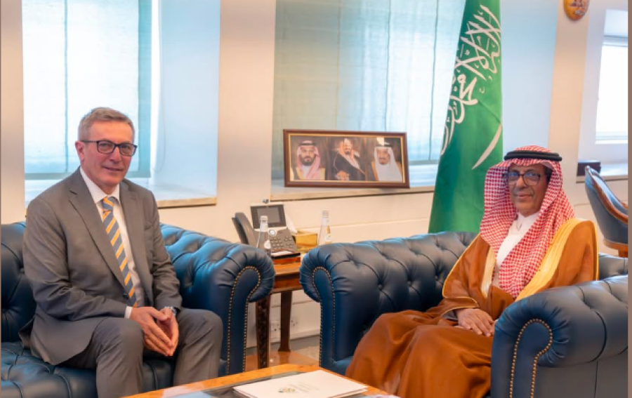 Ambasadori Mjeku takohet me zëvendësministrin saudit Al Rassi  diskutojnë thellimin e bashkëpunimit