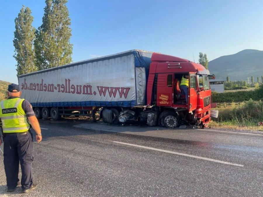 kosovari-qe-vdiq-ne-lezhe-dyshohet-se-humbi-kontrollin-e-vetures-per-shkak-te-pergjumjes