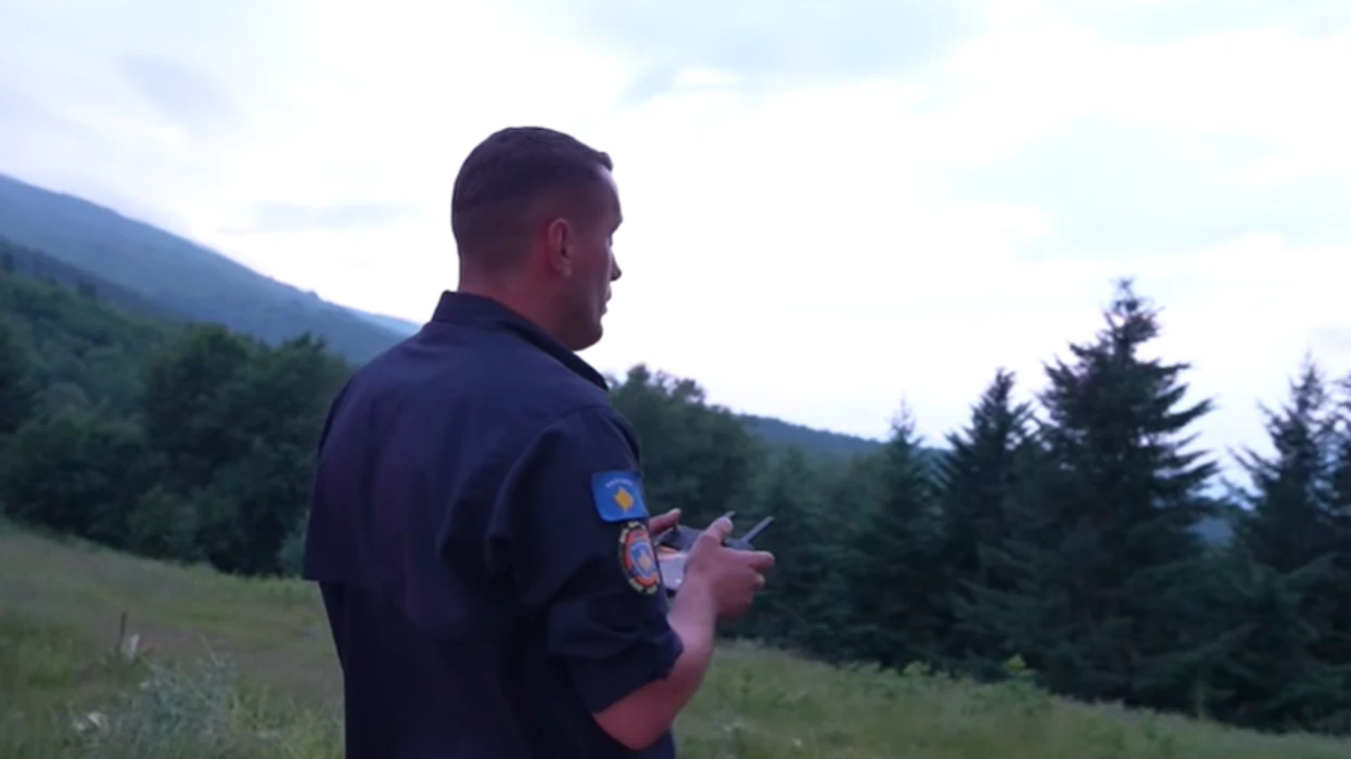 U raportua si e zhdukur  gjendet 65 vjeçarja në malet e Prevallës pas më shumë se tri orësh kërkime  video 