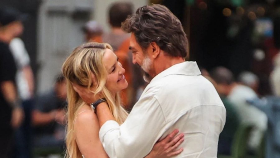 Nga xhirimet e  Hello   Paris    puthje pasionante mes Kate Hudson dhe Javier Bardem