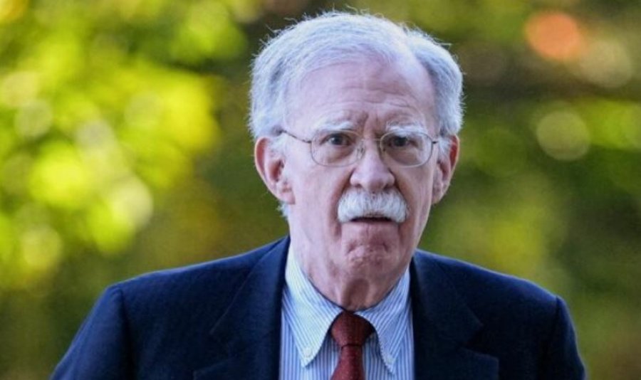 Ish-këshilltari i Trumpit, John Bolton pranon fajësinë për ‘‘keqmenaxhimin e dokumenteve të klasifikuara’’