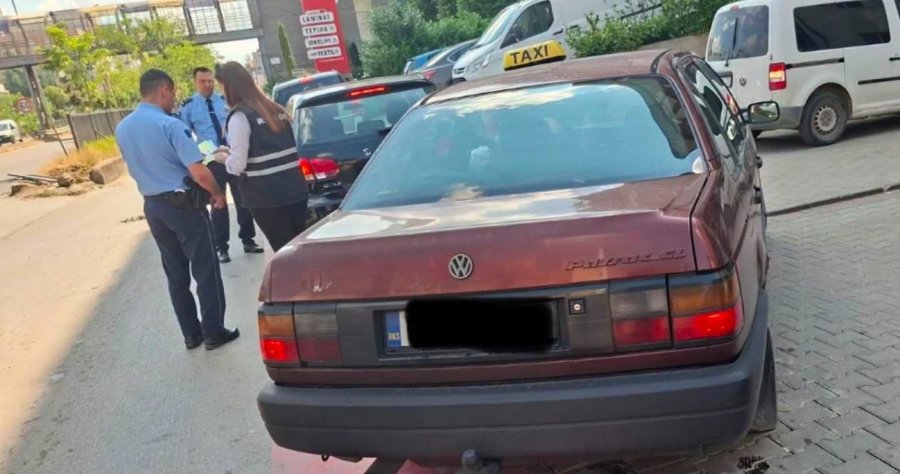 Inspektorët në Fushë-Kosovë intensifikojnë kontrollet ndaj taksive ilegale, shqiptohen gjoba dhe vërejtje