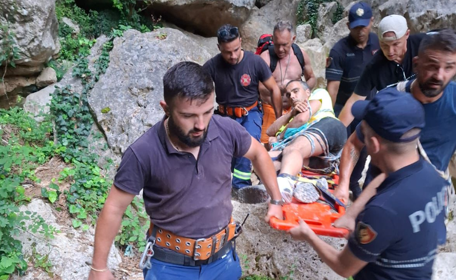 Kishin mbetur të bllokuar në Kanionet e Gjipesë në Shqipëri  dalin detajet se si u nxorën dy turistët