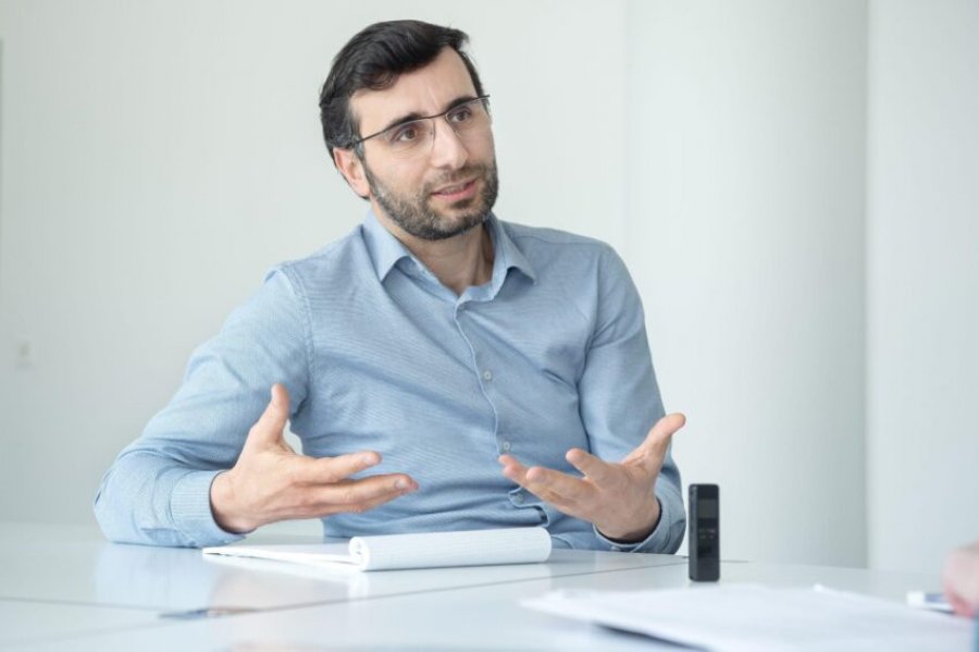 Eksperti i energjisë  Projekti për gazin nga thëngjilli  i parealizueshëm dhe i vdekur