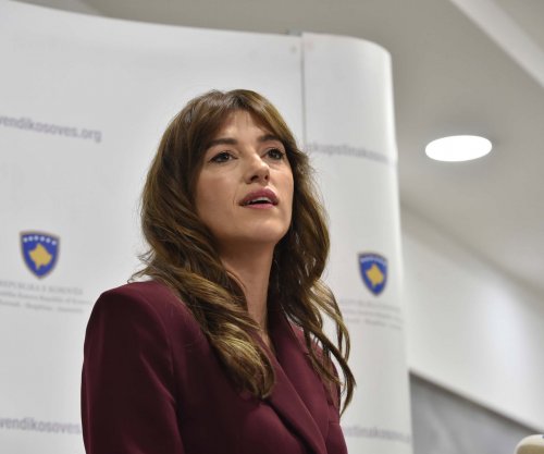 Haxhiu uron 7 Marsin: Në duart e tyre fillon rruga e çdo fëmije drejt dijes