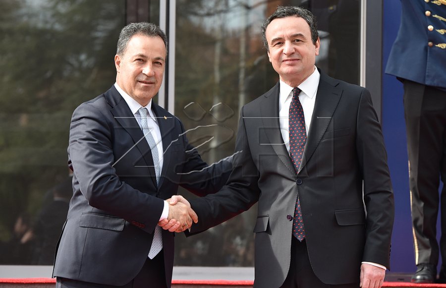 Takimi Kurti - Peleshi, theksohet rëndësia e unitetit ndërmjet shteteve