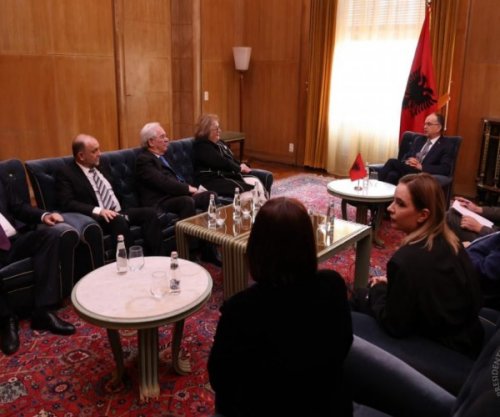 Begaj takim me akademikë nga Shqipëria dhe Kosova