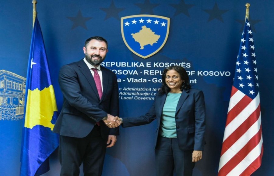 Krasniqi takohet me Prattipatin, diskutojnë mundësitë e bashkëpunimit