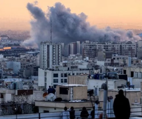 SHBA-ja dhe Izraeli zotohen se nuk do të ndalen teksa intensifikohet fushata kundër Iranit