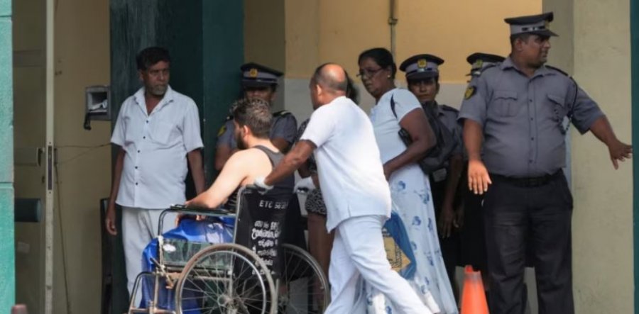 Sulm me nëndetëse në brigjet e Sri Lankës   anija iraniane fundoset  mbi 100 persona të zhdukur