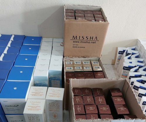 Dogana ndalon mallra kozmetike të padeklaruara, që po vinin nga Shqipëria