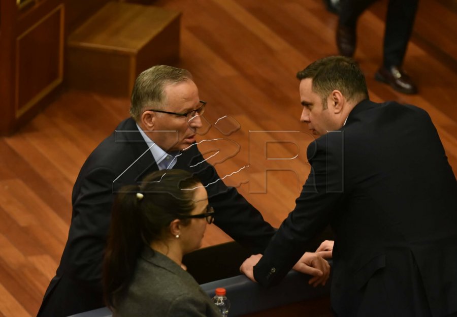 Hamza para seancës: Shumica e deputetëve nuk i kanë amendamentet