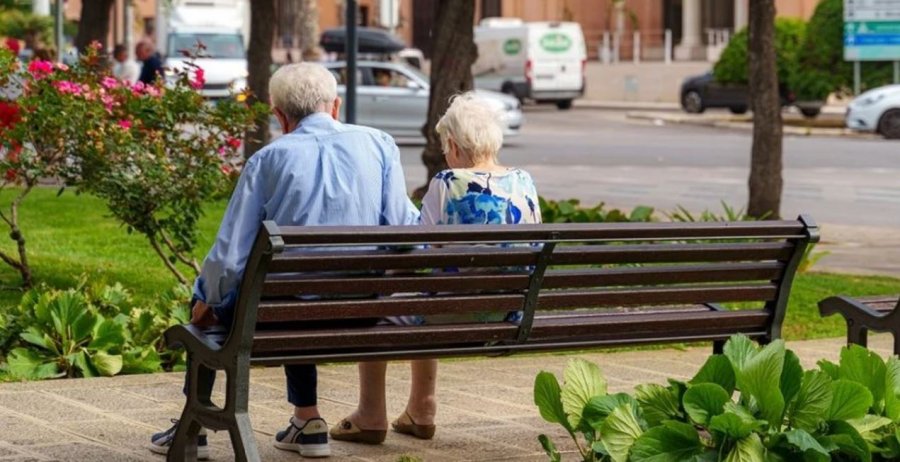 Lajm i mirë për miliona pensionistë në Gjermani  pensionet e tyre do të rriten me 4 24 përqind në korrik