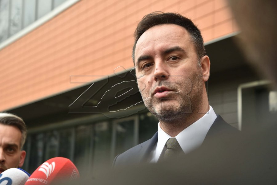 Konjufca: Nëse opozita nuk propozon kandidat për president, po e shtyn vendin drejt zgjedhjeve