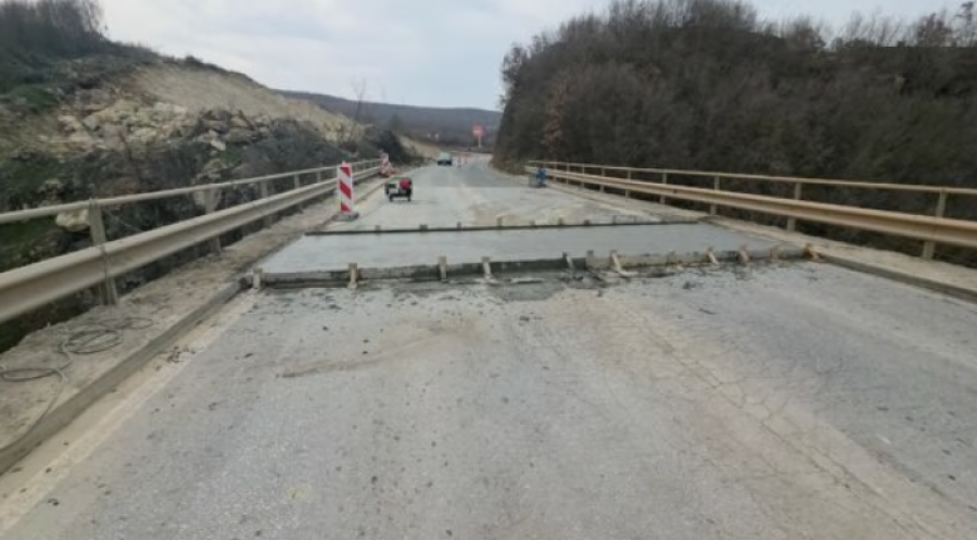 Lirohet për qarkullim magjistralja Pejë – Prishtinë