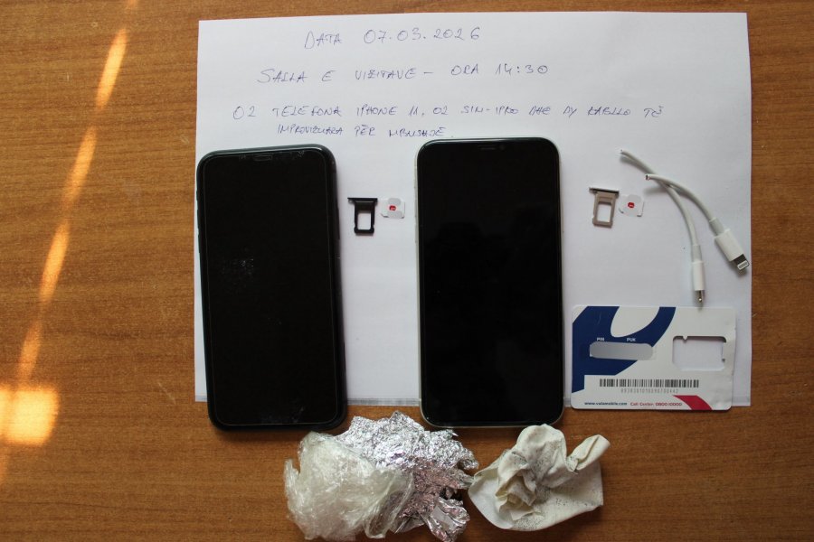 Kontrabanda e dy telefonave ndalohet në Qendrën Korrektuese të Dubravës