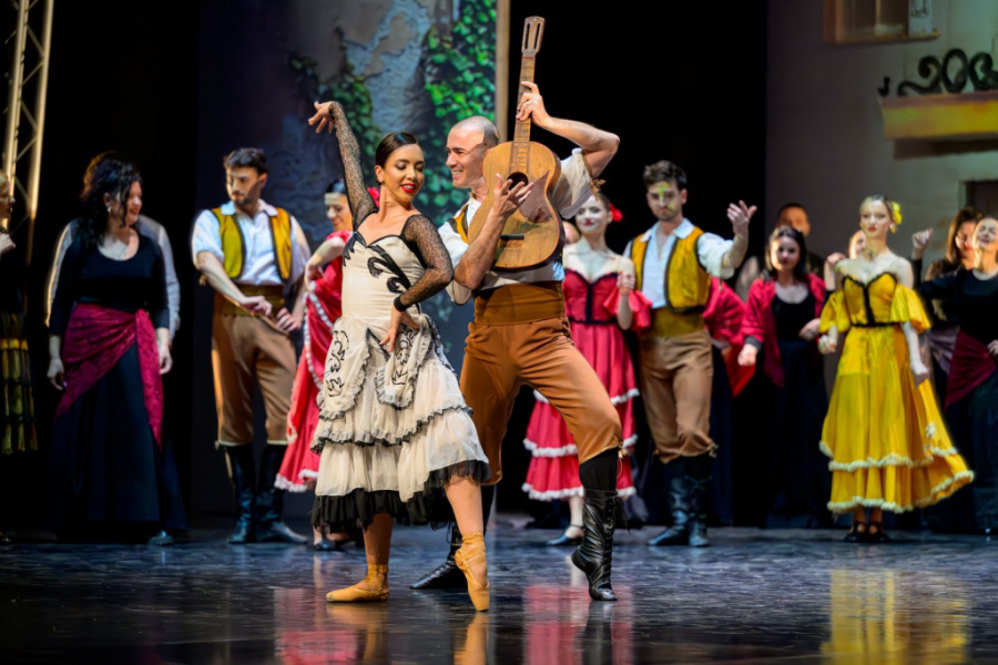 lola-rikthehet-ne-skenen-e-operes-dhe-baletit-pas-25-vitesh