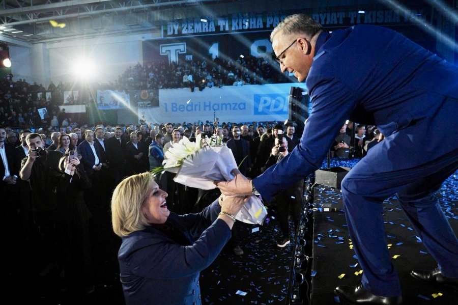 8 Marsi  Hamza  Gratë çdo ditë e bëjnë botën më të mirë