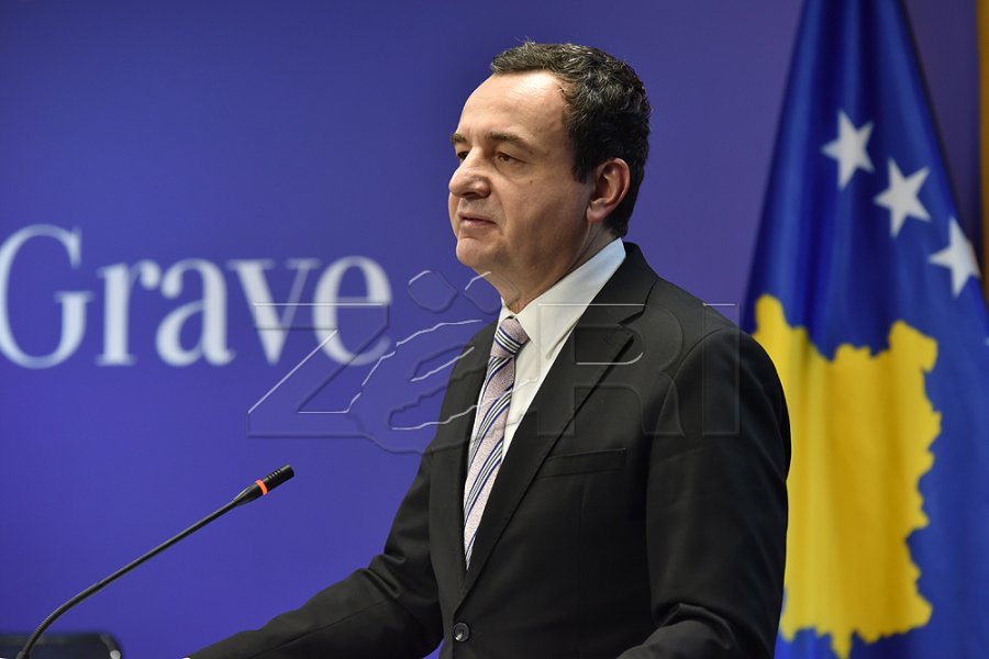 Kurti uron Ditën e Gruas: Në Kosovë po fuqizojmë gratë përmes punësimit