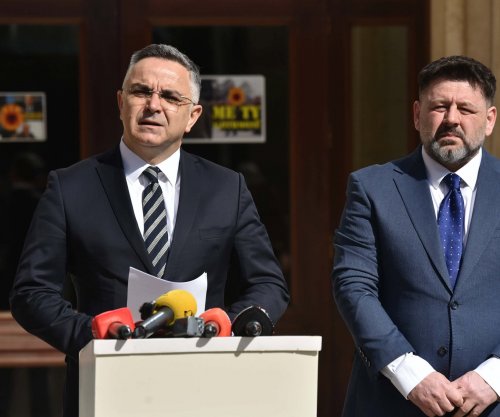 Kosova gjendet në situatën më të rëndë që nga pavarësia, thotë Tahiri