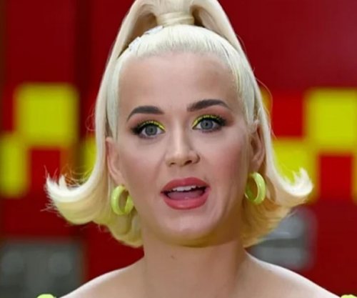 Pas 17 vitesh mosmarrëveshjeje me stilistin, Katy Perry humbi në gjykatë - u përplas për të njëjtin emër