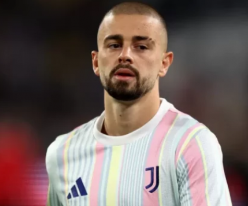 Edon Zhegrova bëhet baba për herë të parë